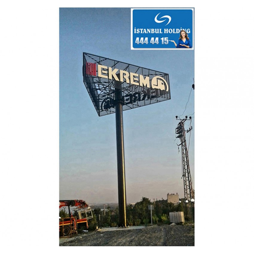 İstanbul Lamba Sanayi 9metre  Üçgen Tabelalı Totem Direği